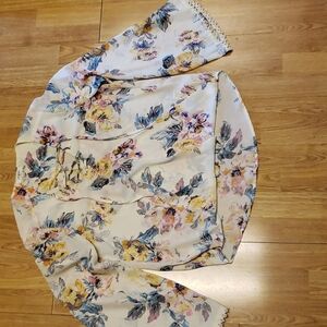 Umgee floral faux wrap lace neck boho top Small